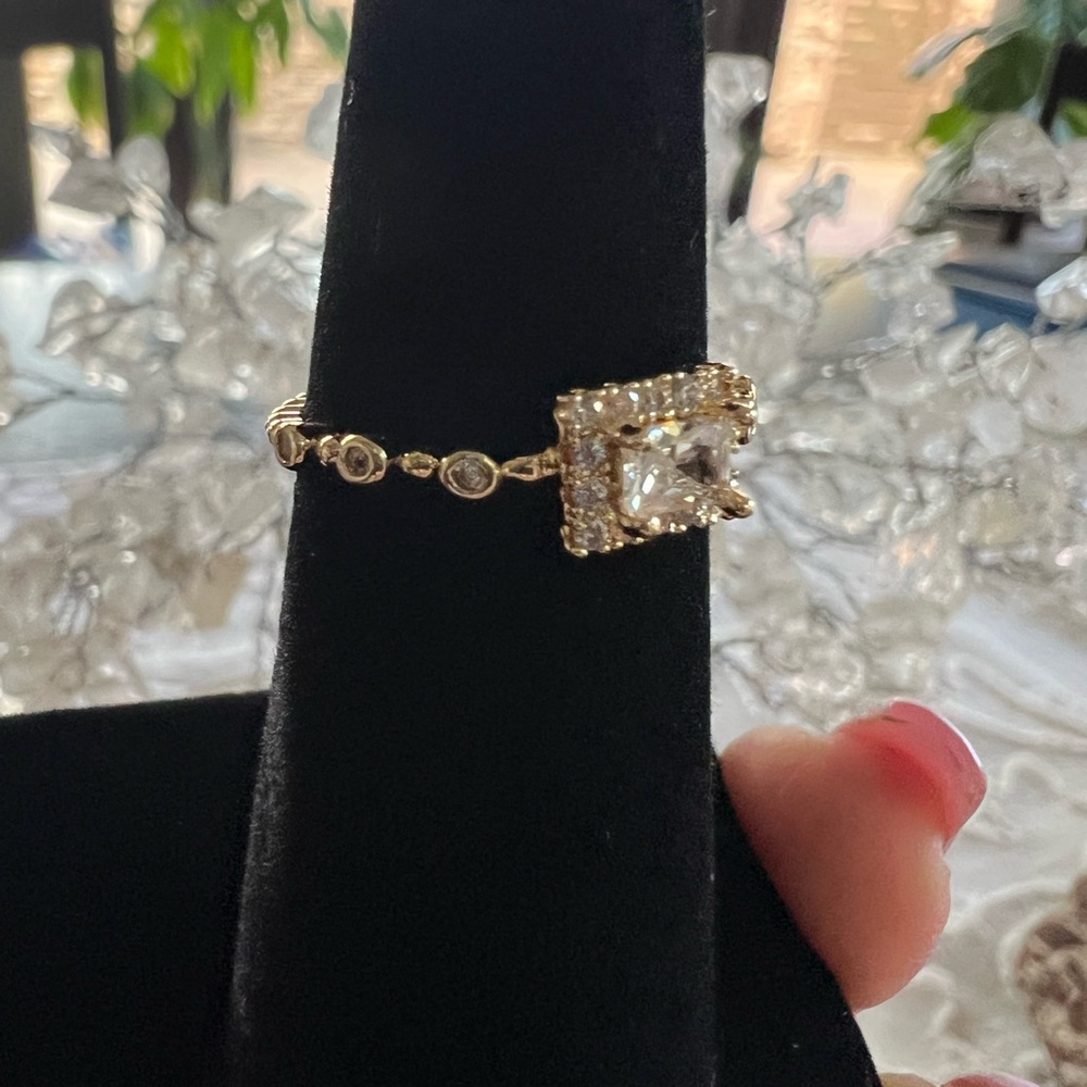 Dainty Gold and Silver Women's Ring size 6